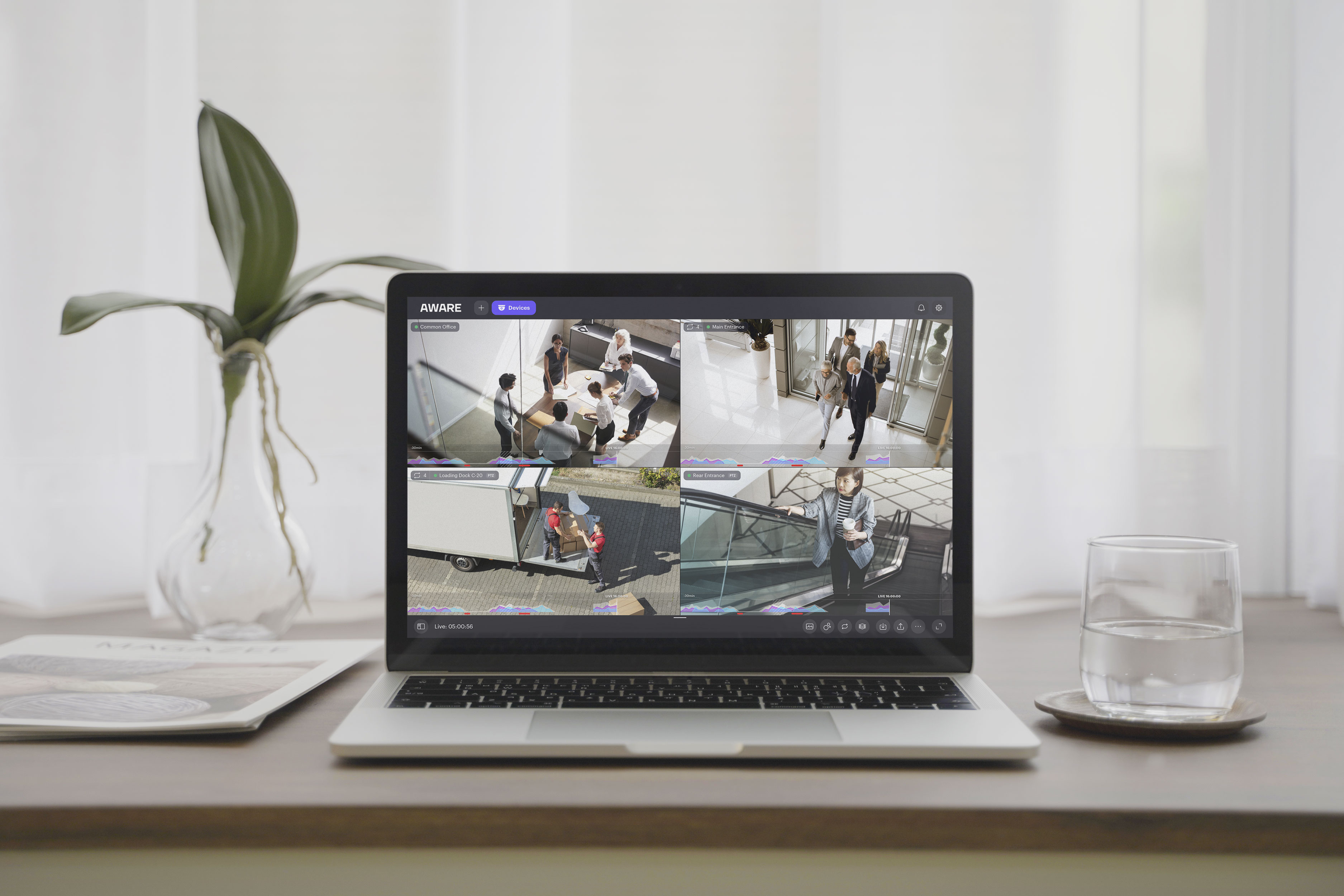 Macbook mock up 02